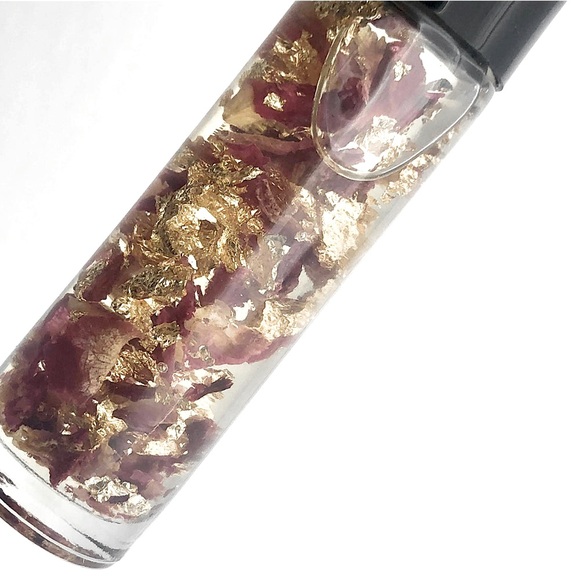 organic rose infused lip oil | rose petals ✨ - Picture 2 of 4